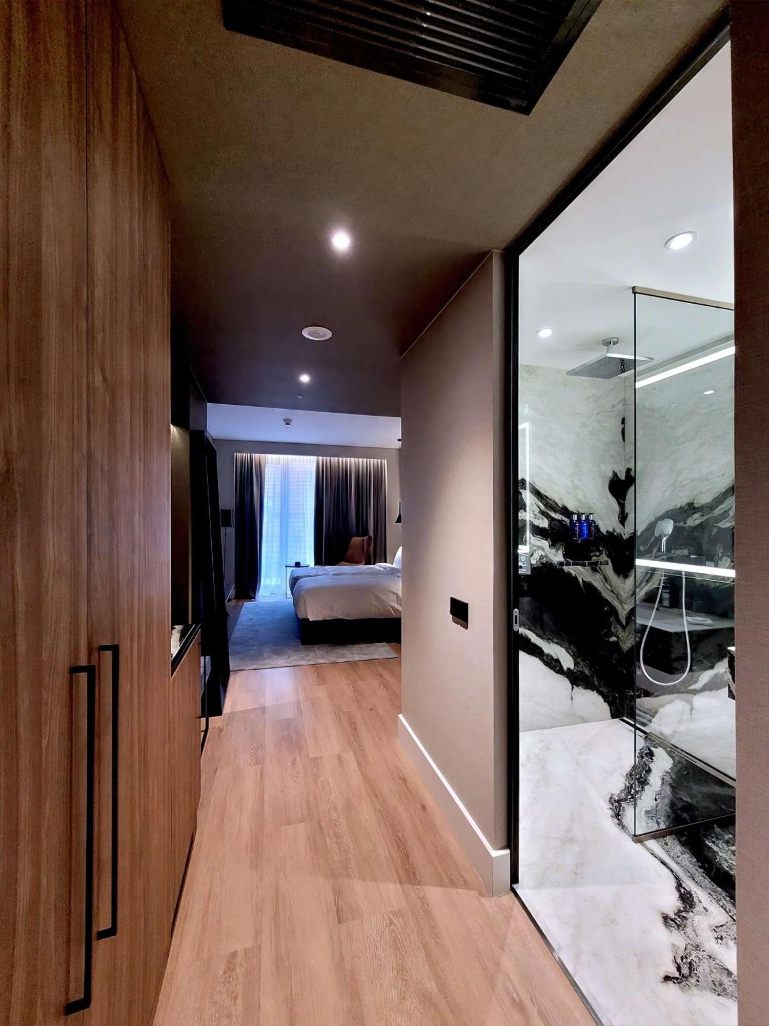 Radisson Blu Aurum Hotel, Μπρασόβ Εξωτερικό φωτογραφία A room at the hotel